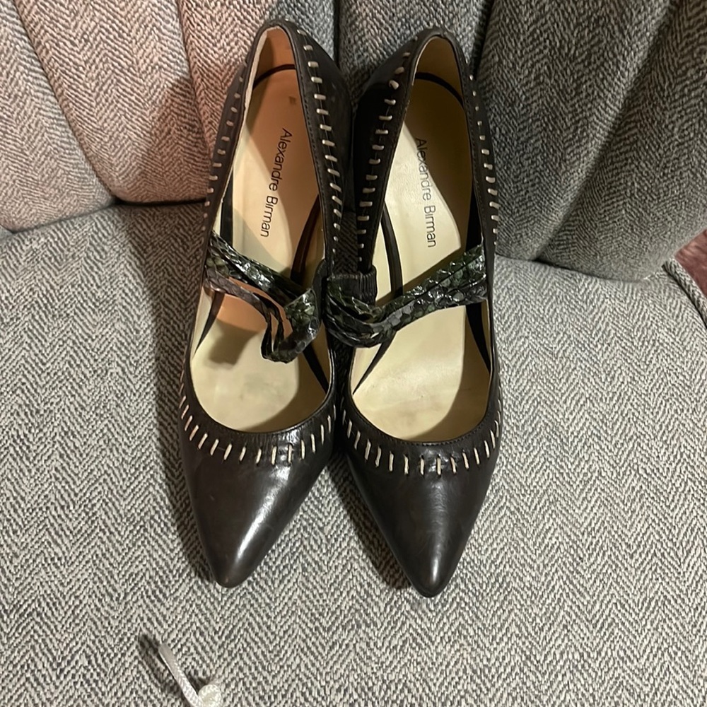 Alexandre Birman Heels size 9 but its a narrow size most likely size 7